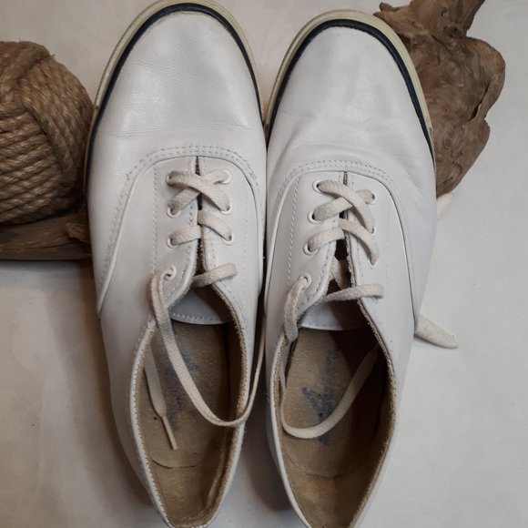 White Leather | Sperry Top-Sider | Deck Sneakers | Vintage - Picture 1 of 11
